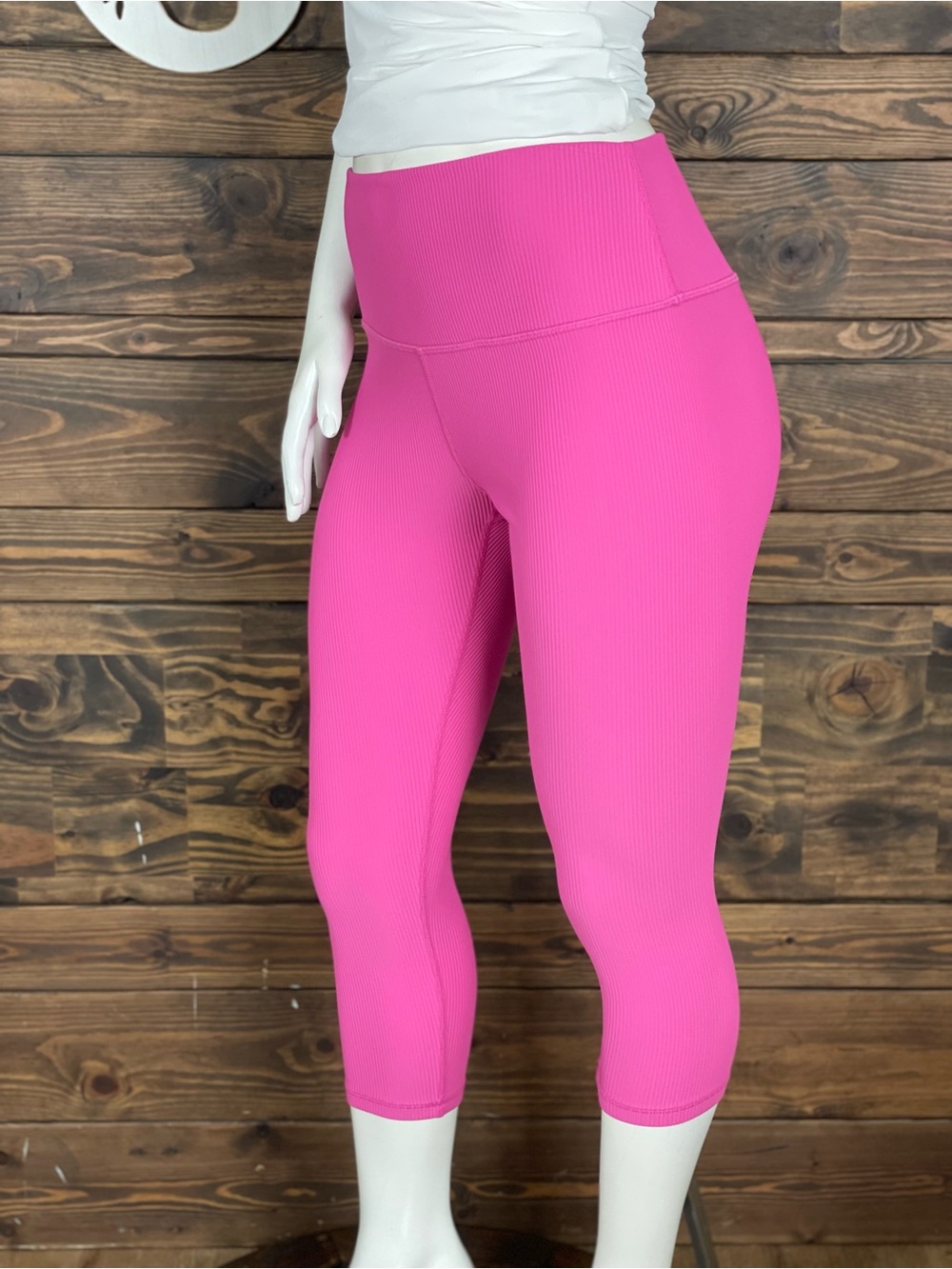 ZYIA |‎ Active Pink Ribbed High-Waist Reve Cropped Leggings Bright Hot Pink